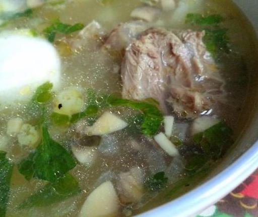 Грибной суп с клецками и цветной капустой