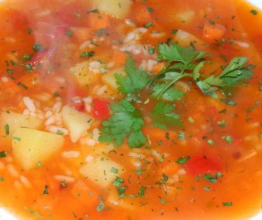 Томатный суп с рисом