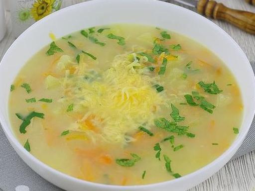 Pea Soup with Cheese