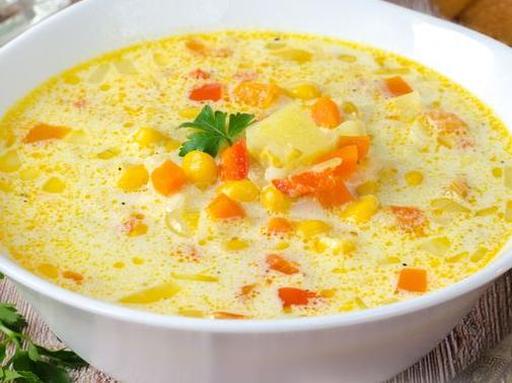 Creamy Soup with Chicken, Corn, and Rice