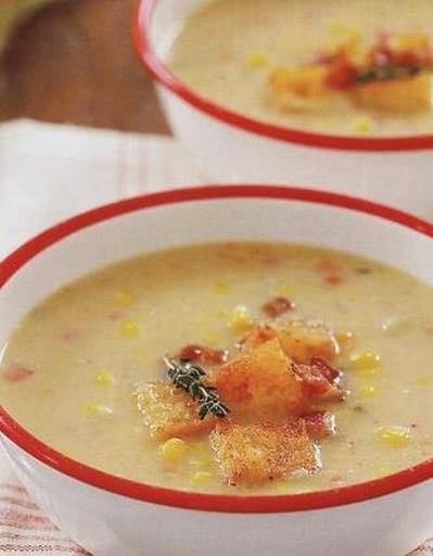 Кукурудзяний крем-суп з грінками