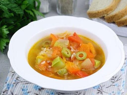 Vegetable Soup with Rice and Olives