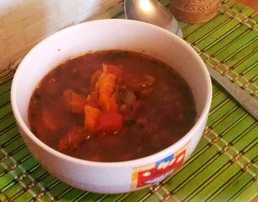 Суп з куркою та квасолею