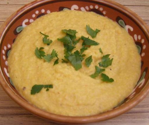 Гороховый суп-пюре с сельдереем